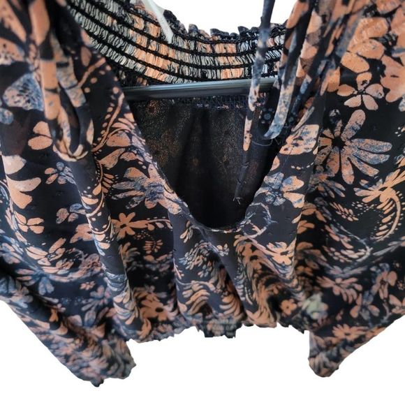 Free People Clarissa Printed Top in Midnight Long Sleeve High Neck Top XS EUC - Picture 6 of 8